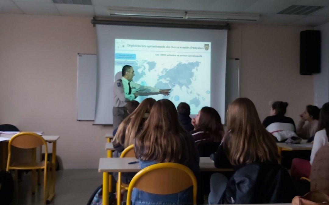 Intervention du Lieutenant-Colonel Guilleminot aux élèves de l’option Classe Défense et Sécurités Globales 19/02/19